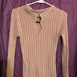 10 red longsleeve keyhole front blouse